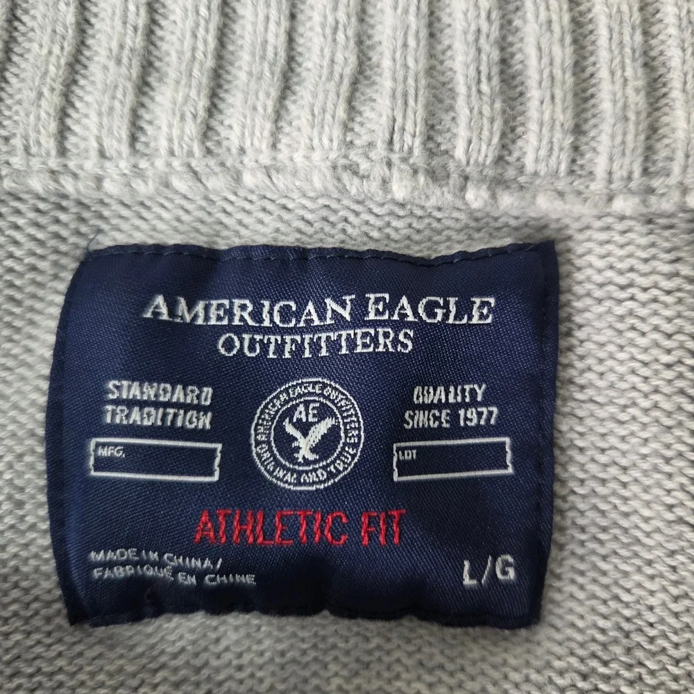 American Eagle Mens Athletic Fit Striped Mock Neck Button Zip Sweater Grey Large
